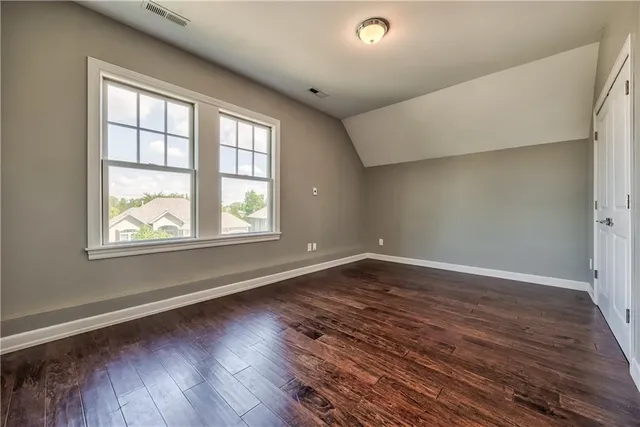 $689,900 | 9742 Shady Bend Circle, Lenexa, KS 66227