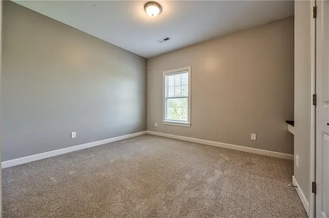 $689,900 | 9742 Shady Bend Circle, Lenexa, KS 66227