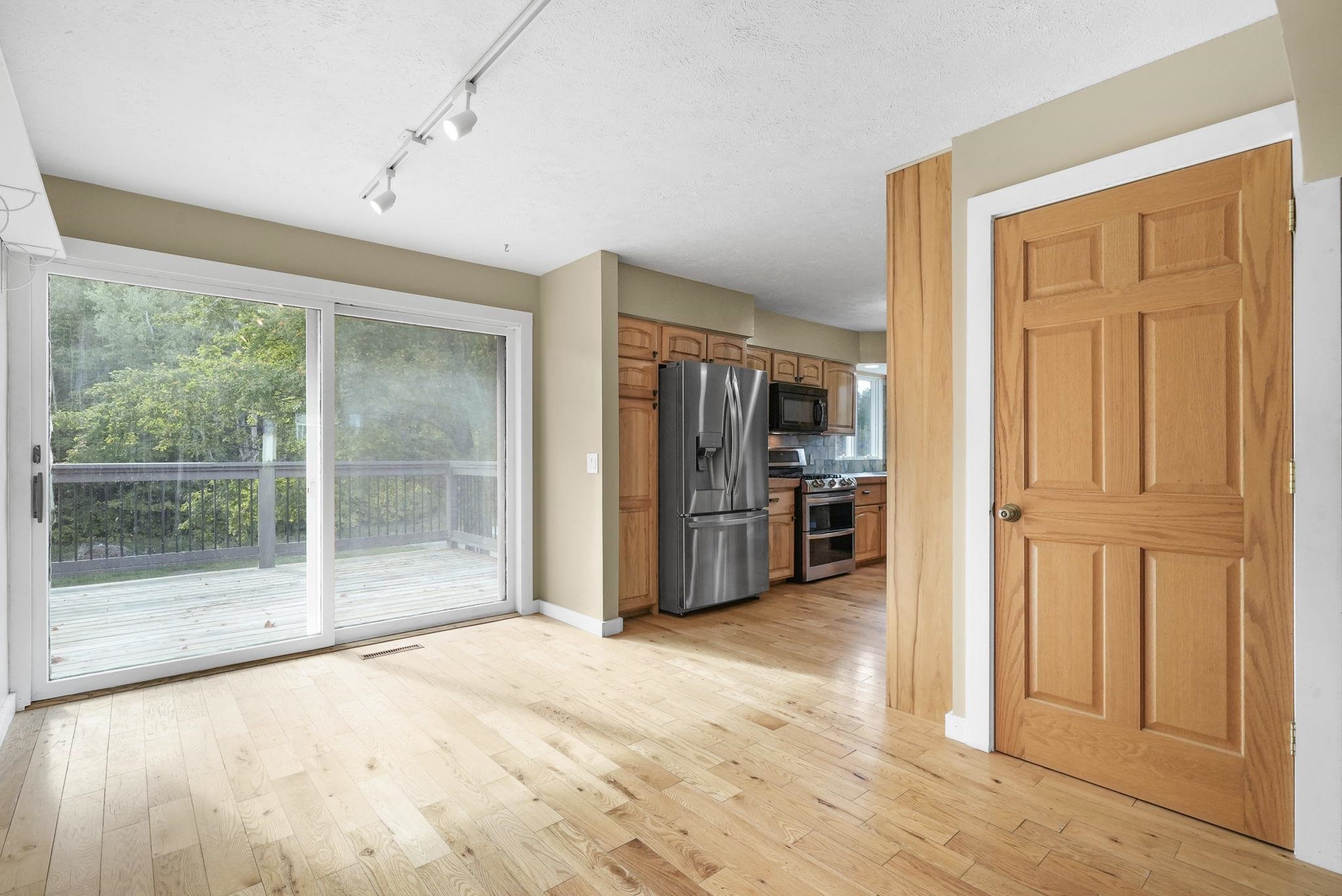 9750 East Solem Road Suttons Bay, MI 49682 - Photo 19 of 76 1939485-de04045d-5cce-48fd-bf76-f34bde59fafe.JPG