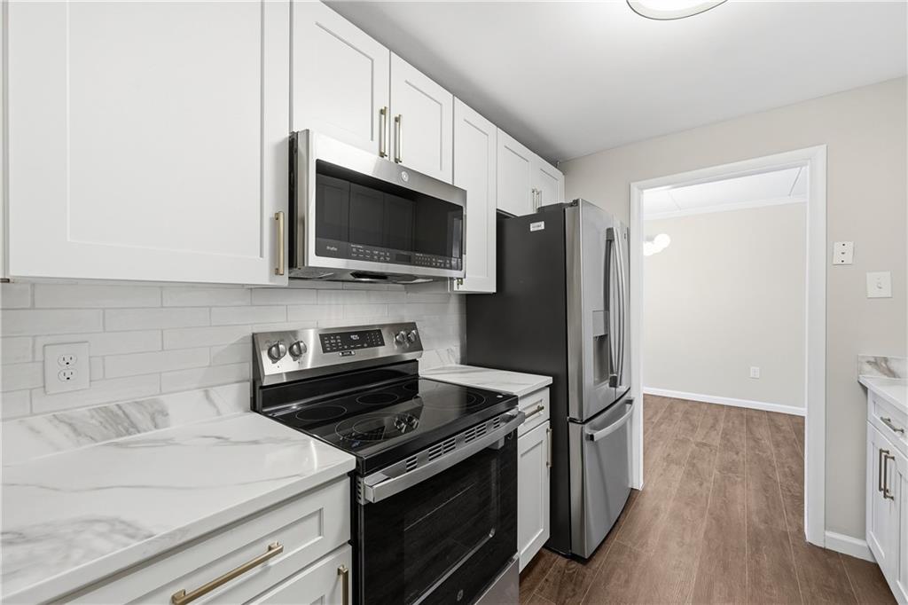 5600 Munhall Road, Unit 309 Pittsburgh, PA 15217 - Photo 8 of 31 Gallery Image 8