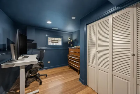 $499,000 | 735 Gunderson Avenue, Oak Park, IL 60304