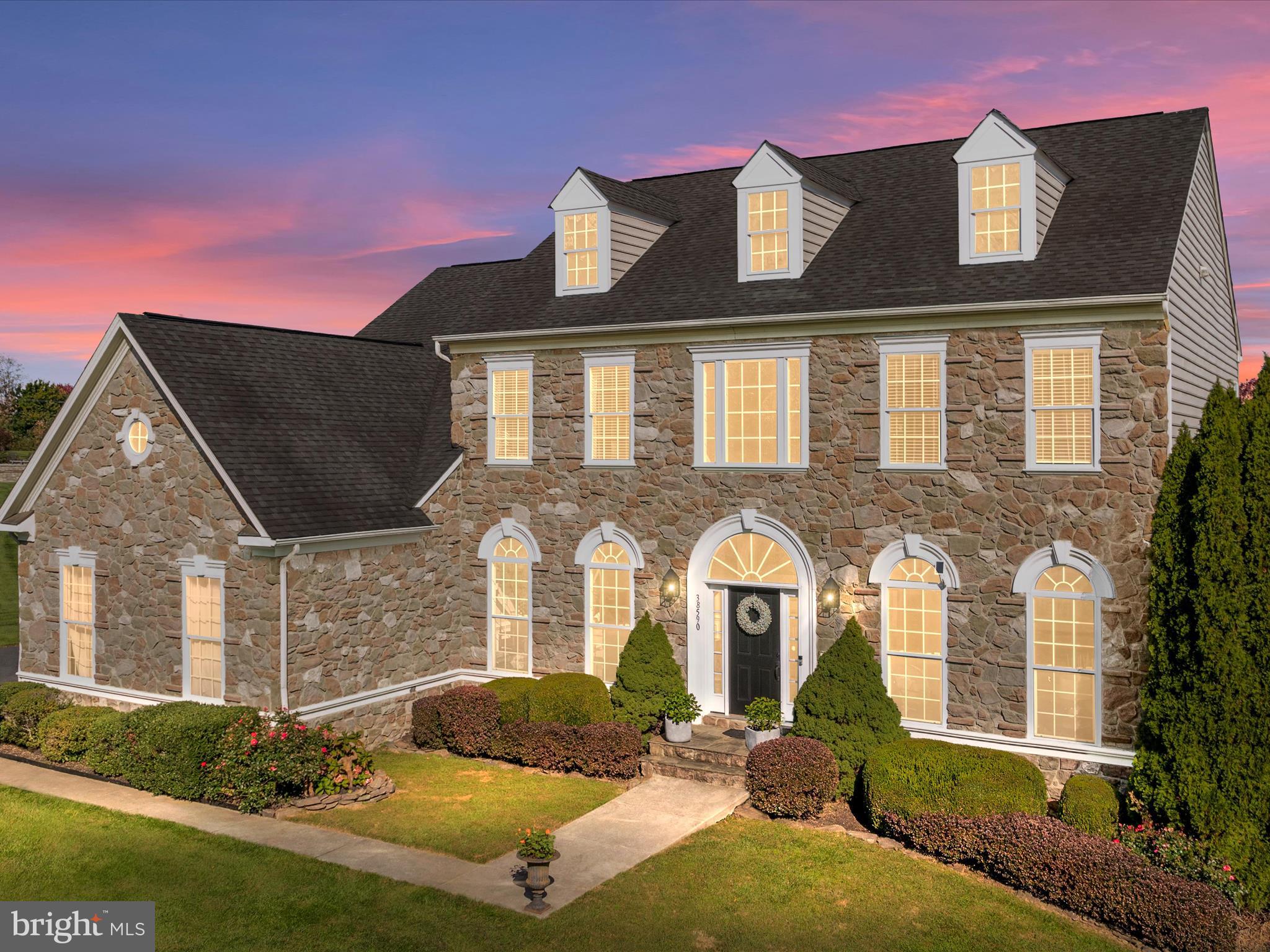 38590 Bettis Drive Hamilton, VA 20158 - Photo 3 of 97 a front view of a house with a yard