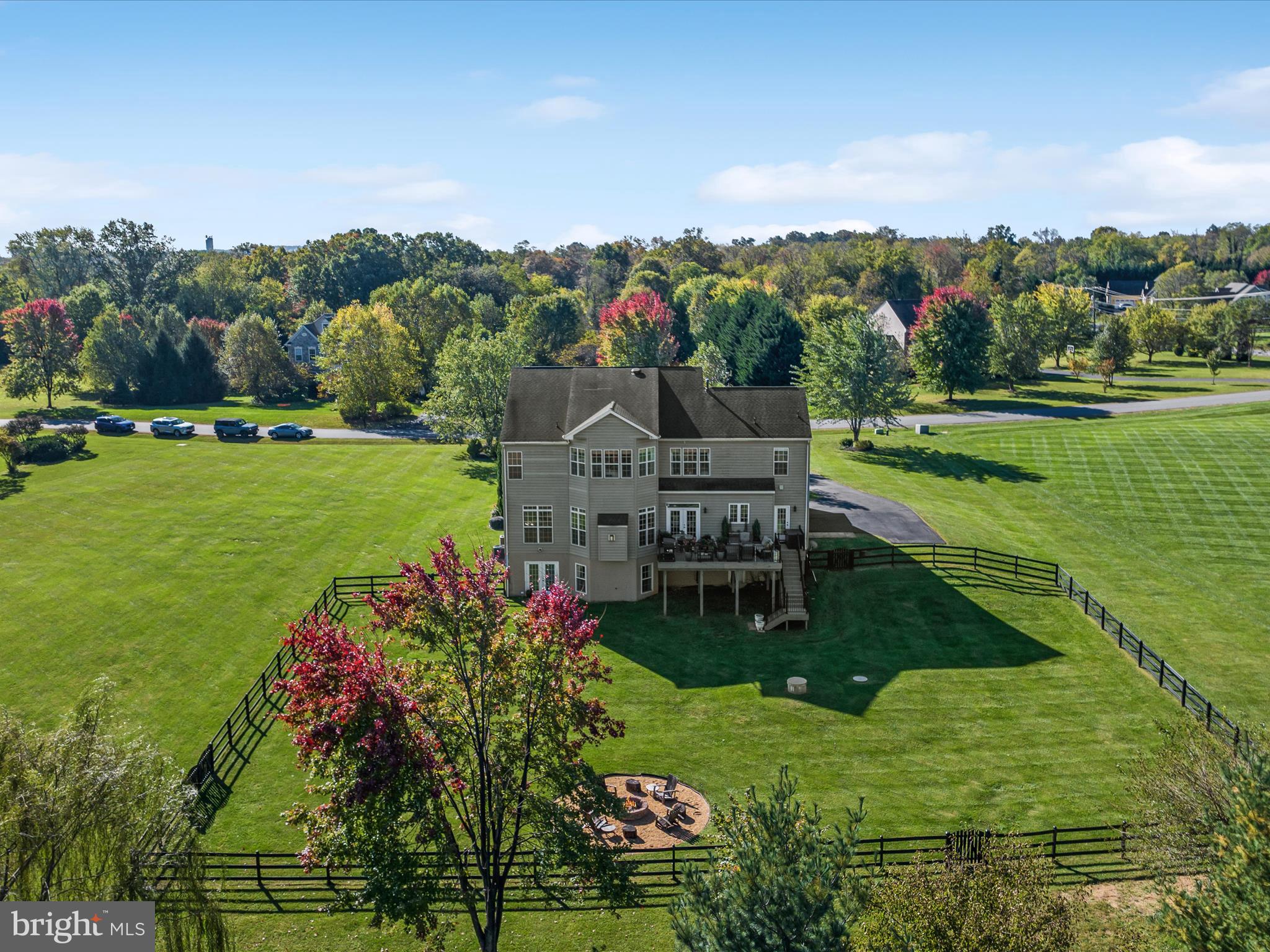 38590 Bettis Drive Hamilton, VA 20158 - Photo 87 of 97 a view of a table and chairs in the garden
