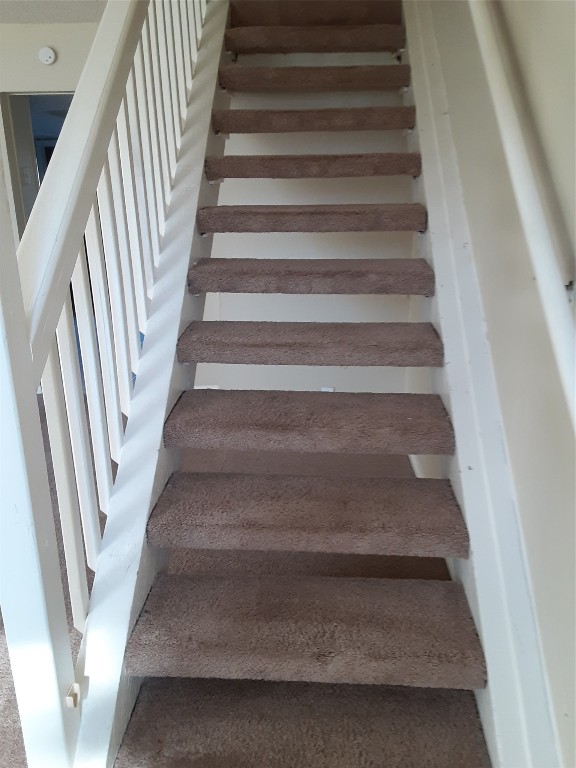 3206 Mossrock Drive, Unit 101 Austin, TX 78757 - Photo 12 of 21 a view of entryway