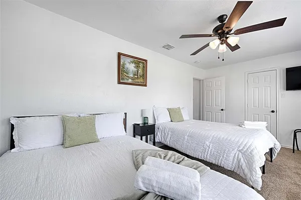 $450,000 | 3188 Spyglass Drive, Grand Prairie, TX 75052