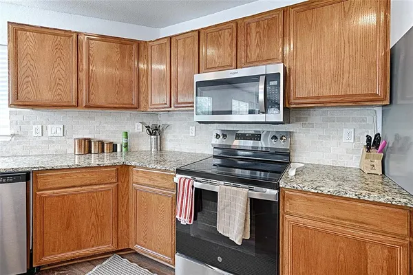 $450,000 | 3188 Spyglass Drive, Grand Prairie, TX 75052