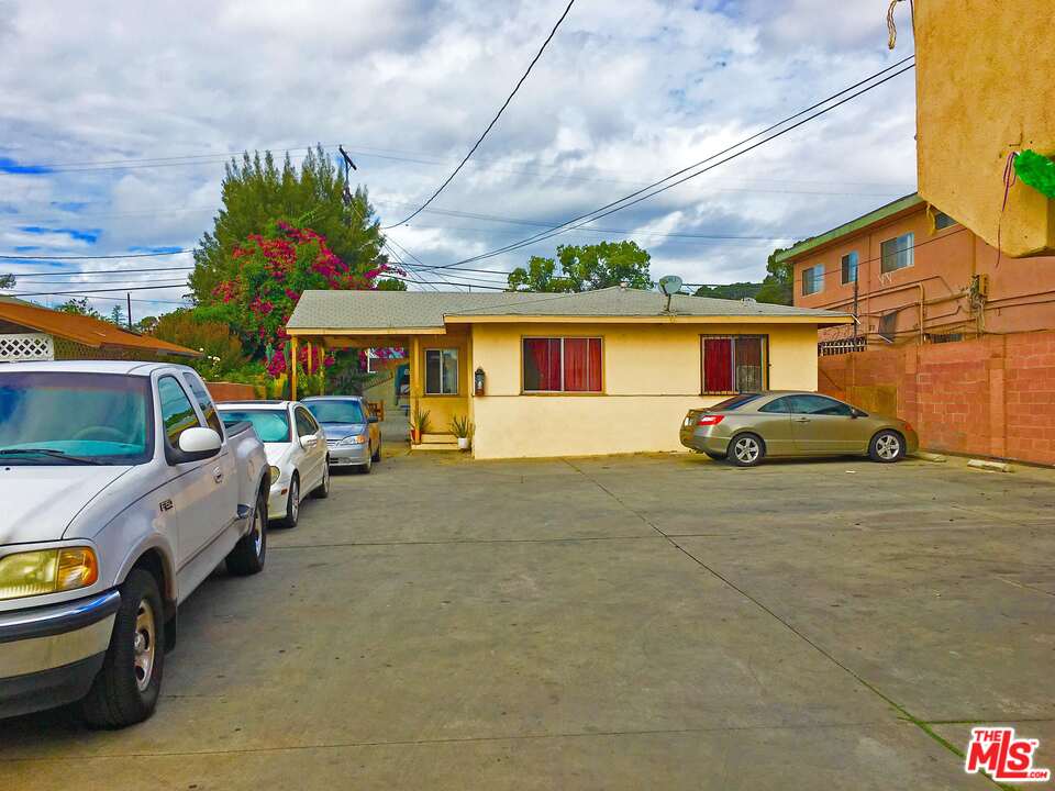 3245 Drew Street Los Angeles, CA 90065 - Photo 4 of 8