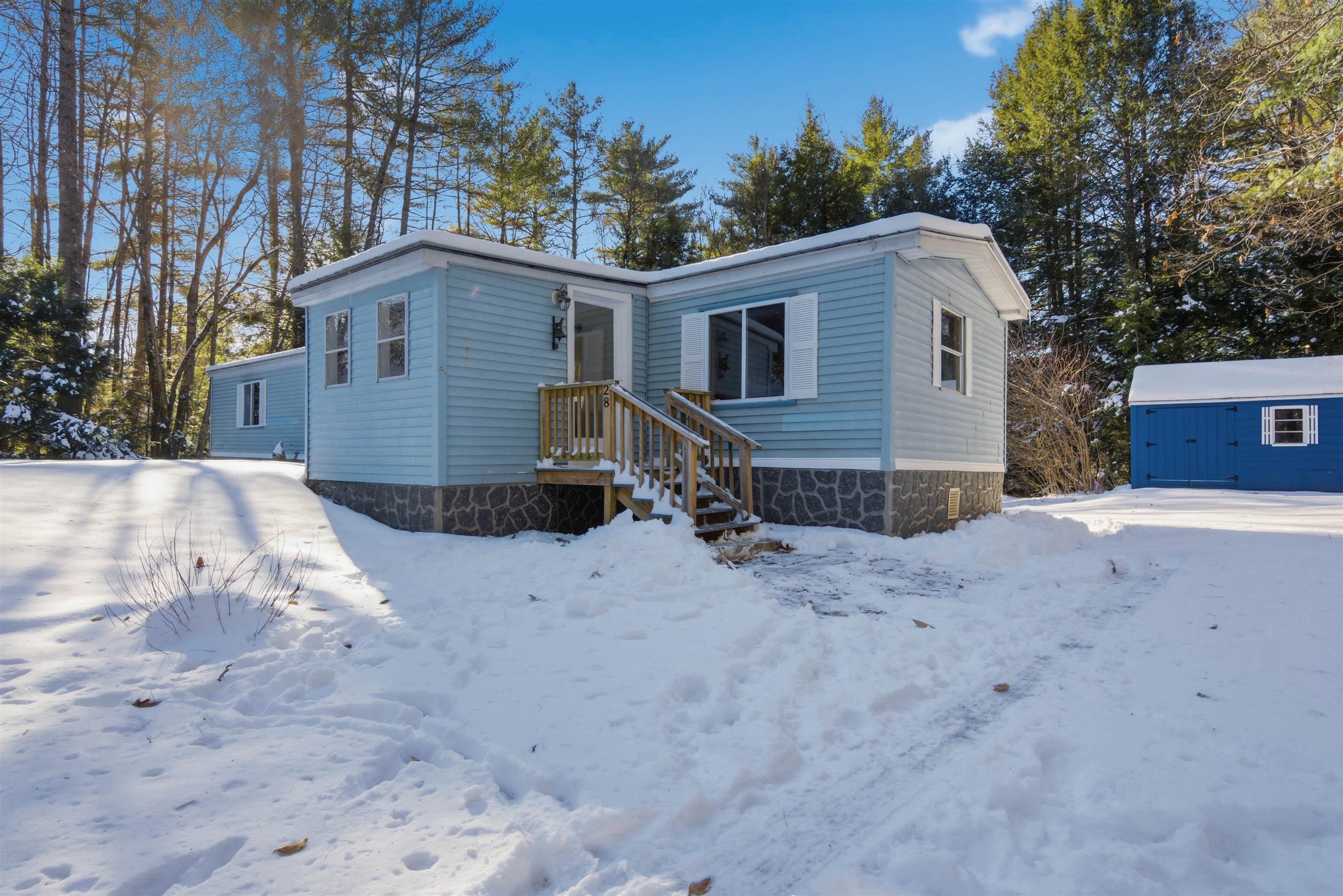 28 Merrill Road Hillsborough, NH 03244 - Photo 4 of 30 Gallery Image 4