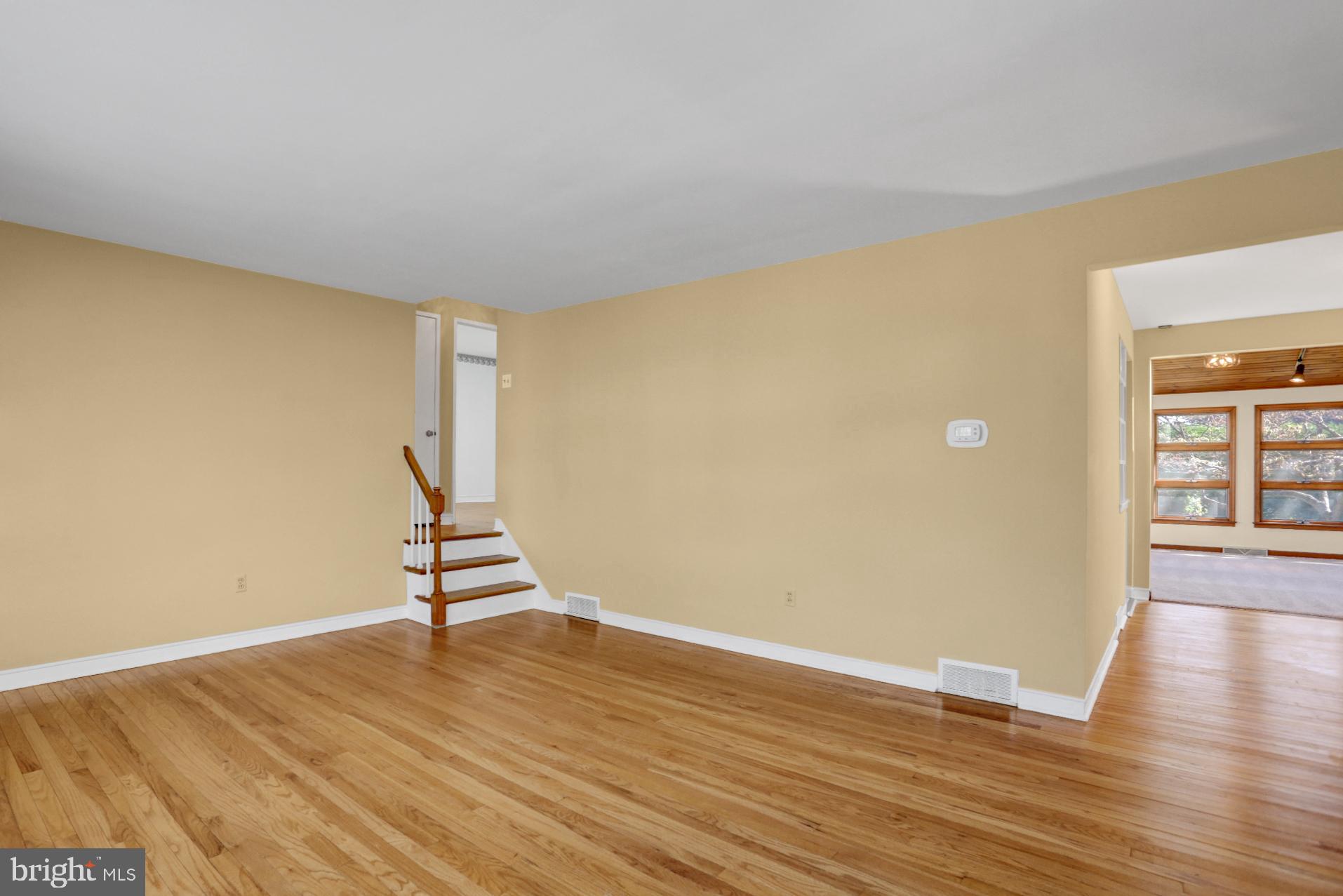 116 Eric Avenue Reading, PA 19607 - Photo 34 of 62 Main Floor Living Room