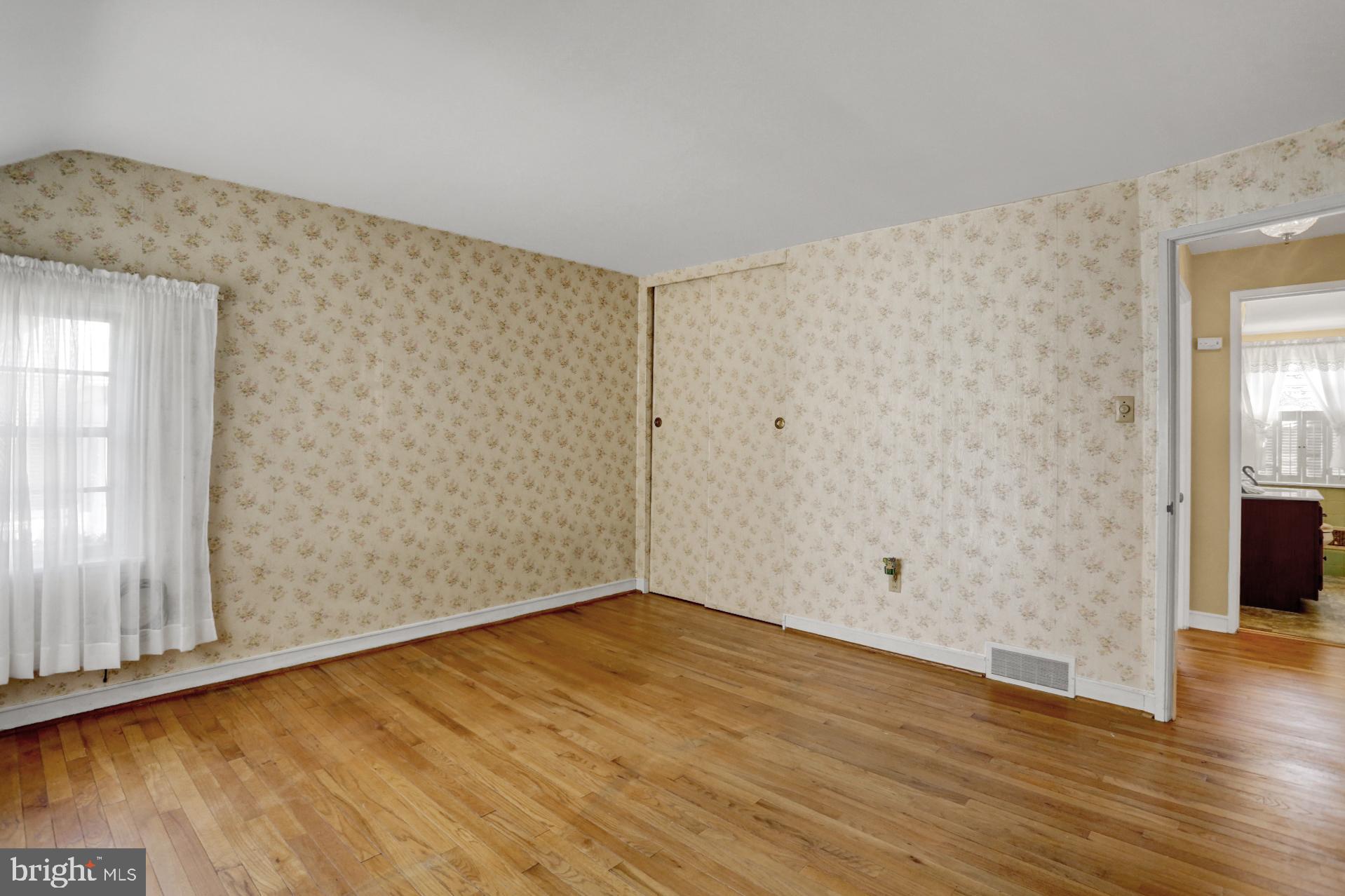 116 Eric Avenue Reading, PA 19607 - Photo 47 of 62 Master Bedroom-second floor