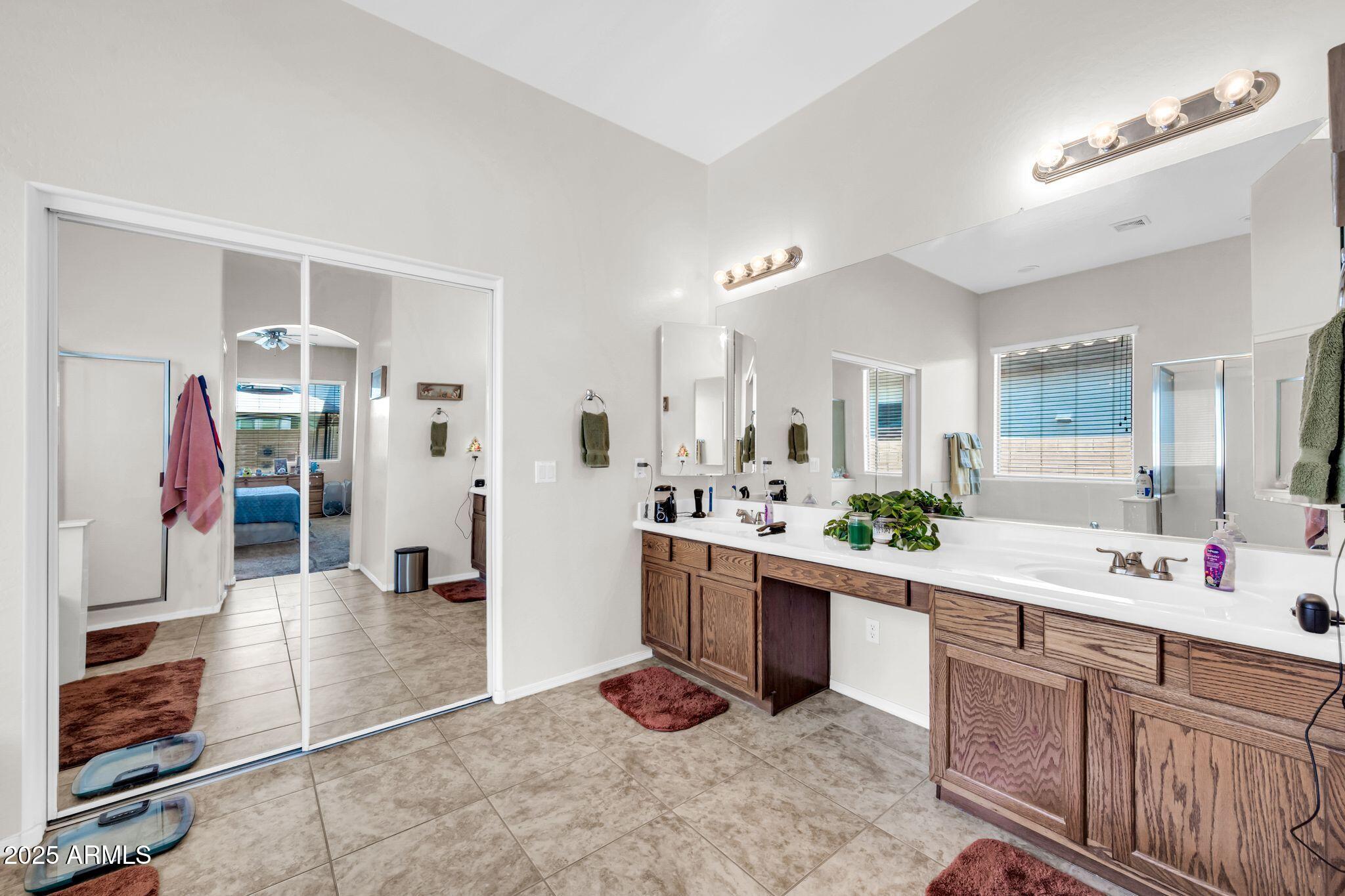 43557 Roth Road Maricopa, AZ 85138 - Photo 15 of 30 Primary Bathroom