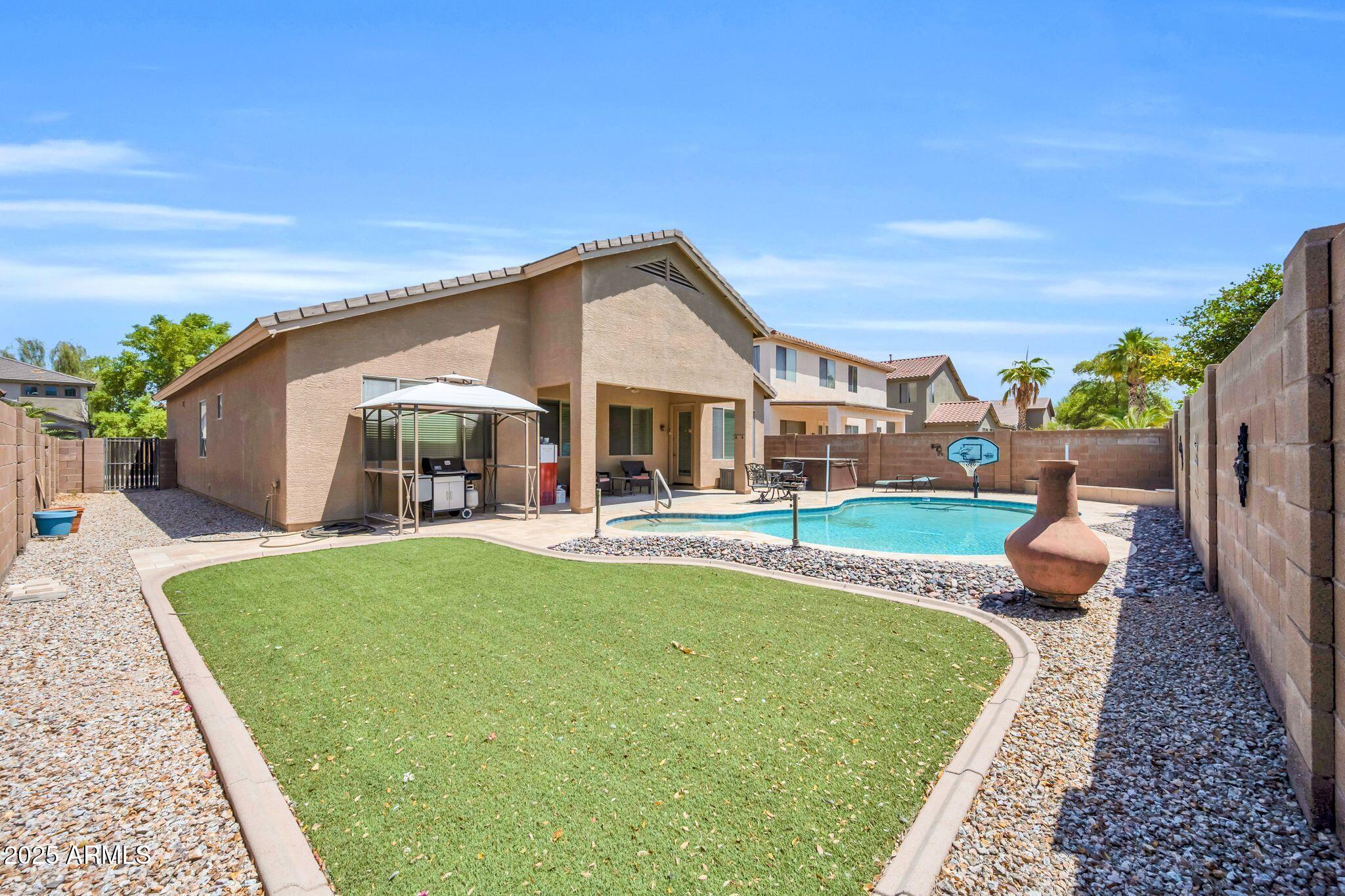 43557 Roth Road Maricopa, AZ 85138 - Photo 23 of 30 Barkyard Oasis