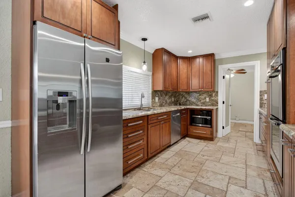 $605,000 | 5511 Northeast 18th Terrace, Fort Lauderdale, FL 33308
