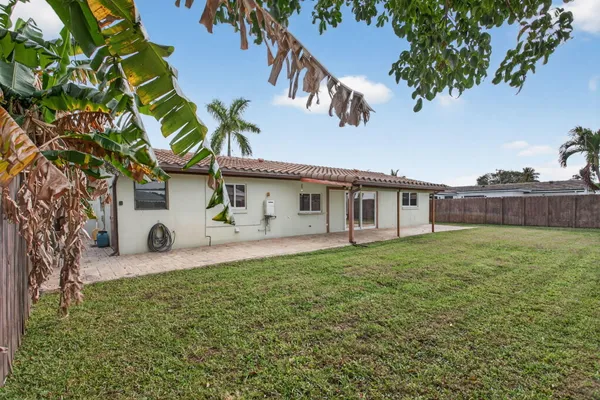$605,000 | 5511 Northeast 18th Terrace, Fort Lauderdale, FL 33308