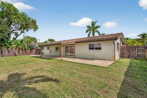$605,000 | 5511 Northeast 18th Terrace, Fort Lauderdale, FL 33308