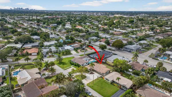 $605,000 | 5511 Northeast 18th Terrace, Fort Lauderdale, FL 33308