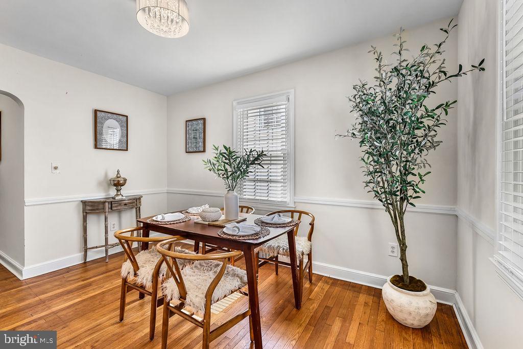 812 Forest Glen Road Silver Spring, MD 20901 - Photo 9 of 55