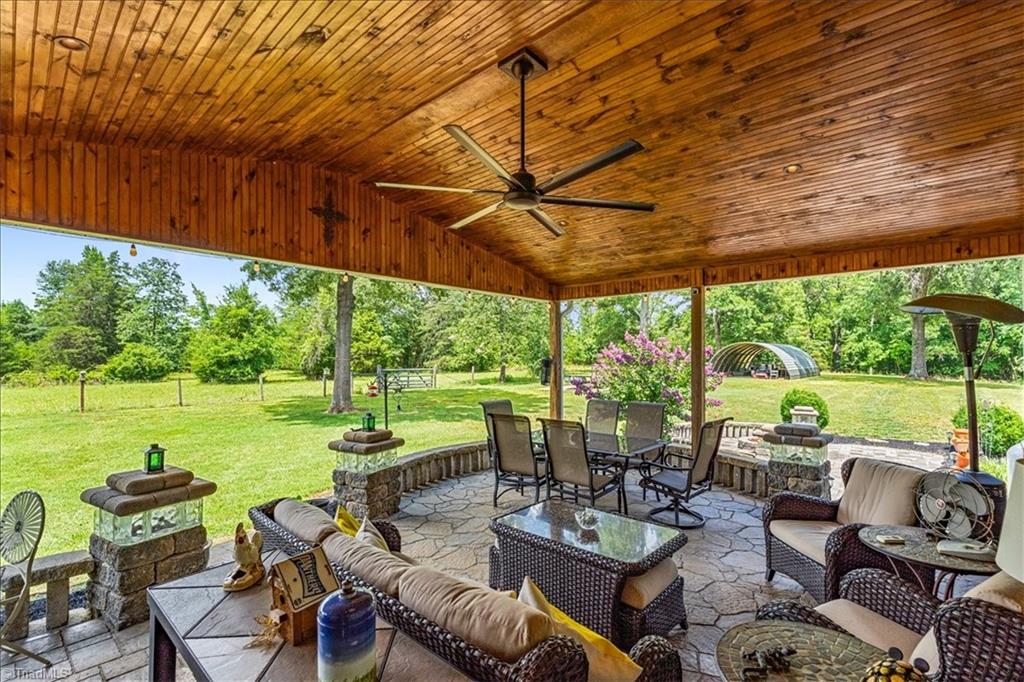 523 Round House Road Eden, NC 27288 - Photo 9 of 50