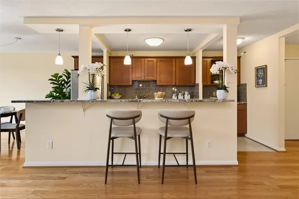 $250,000 | 1400 East Avenue, Unit UN307, Rochester, NY 14610