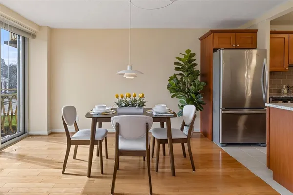 $250,000 | 1400 East Avenue, Unit UN307, Rochester, NY 14610