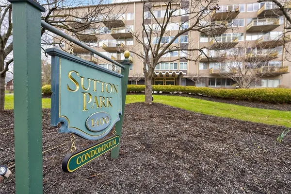 $250,000 | 1400 East Avenue, Unit UN307, Rochester, NY 14610