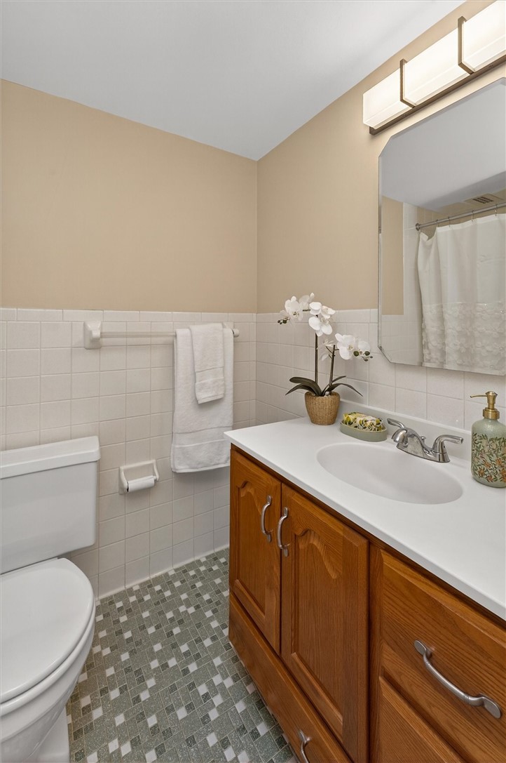 1400 East Avenue, Unit UN307 Rochester, NY 14610 - Photo 30 of 47 2nd full bathroom
