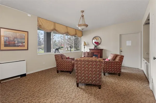 $250,000 | 1400 East Avenue, Unit UN307, Rochester, NY 14610