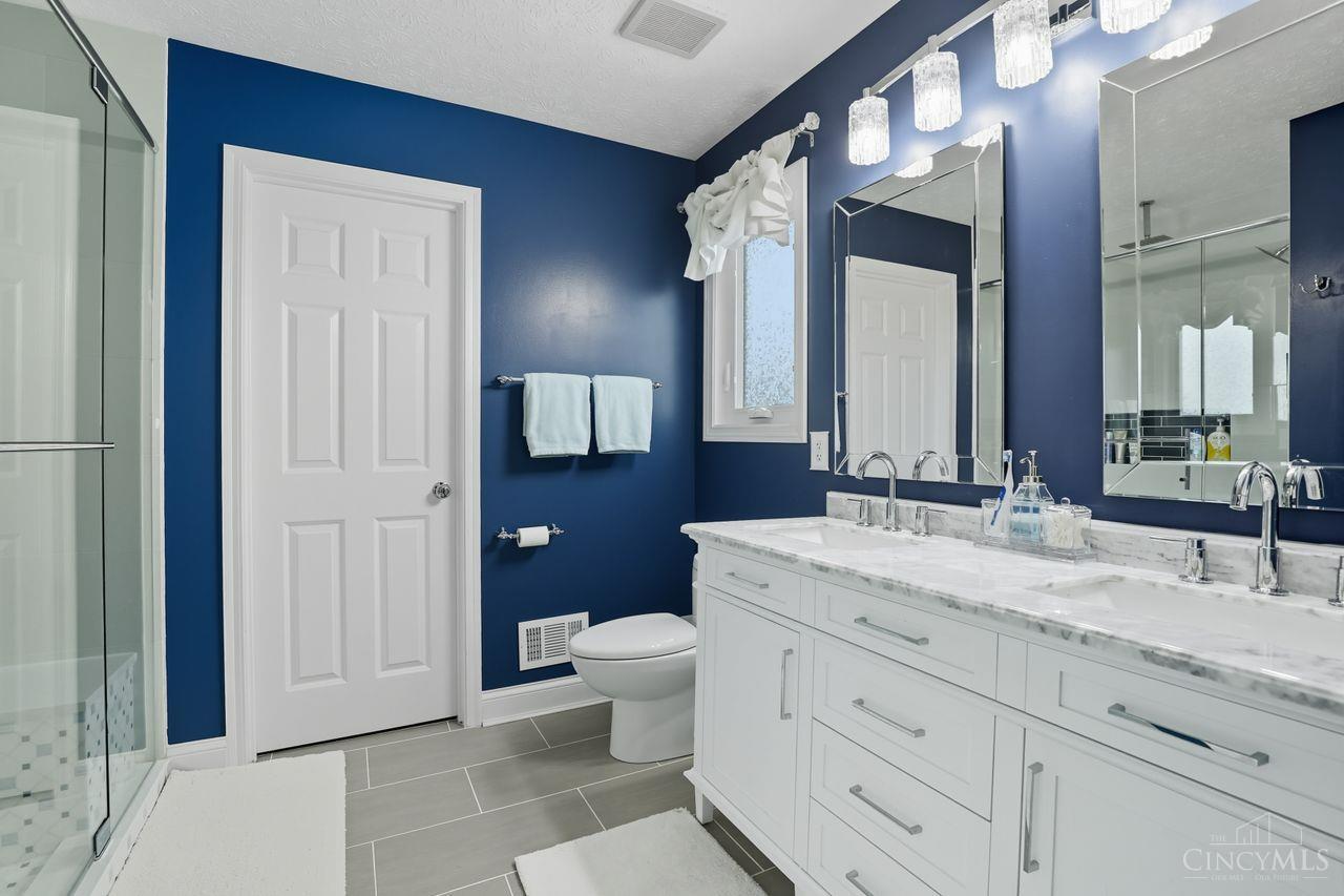 214 Hickory Court Harrison, OH 45030 - Photo 29 of 51 Gallery Image 29