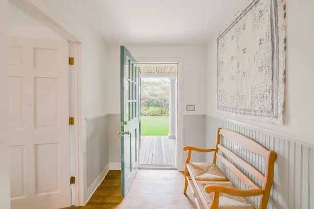 $4,000,000 | 27 Longwood Drive, Nantucket, MA 02554