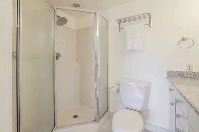 $4,000,000 | 27 Longwood Drive, Nantucket, MA 02554