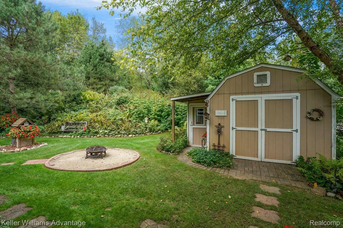 1501 East Marr Road Howell, MI 48855 - Photo 4 of 23 Shed & 2nd Firepit Area.jpg