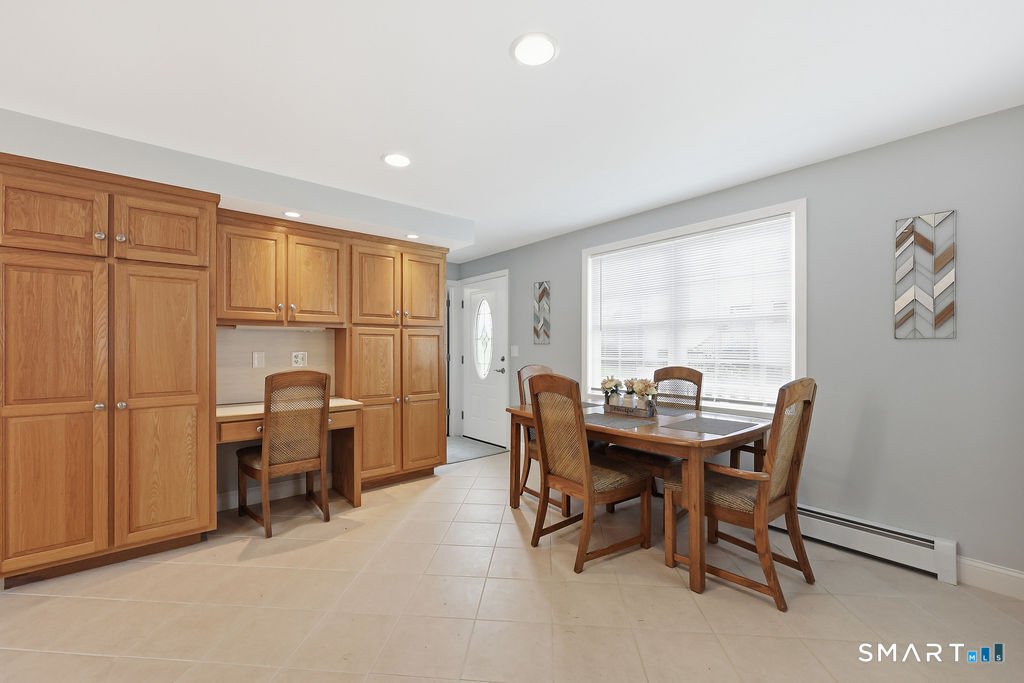 28 Tennyson Road East Hampton, CT 06424 - Photo 10 of 33 Gallery Image 10