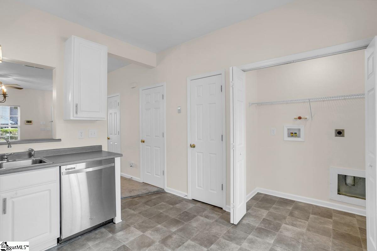 604 Graythorn Lane Greenville, SC 29607 - Photo 13 of 31