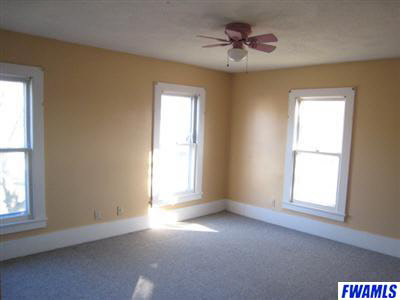 545 South Center Street Waterloo, IN 46793 - Photo 10 of 17 Gallery Image 10