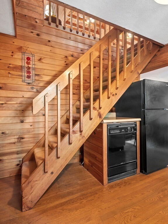 61 Bennetts Road Sturbridge, MA 01566 - Photo 13 of 42