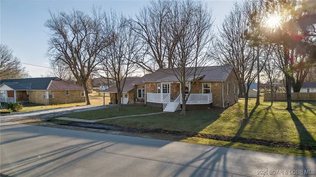 $219,900 | 204 South Spring Street, Cole Camp, MO 65325