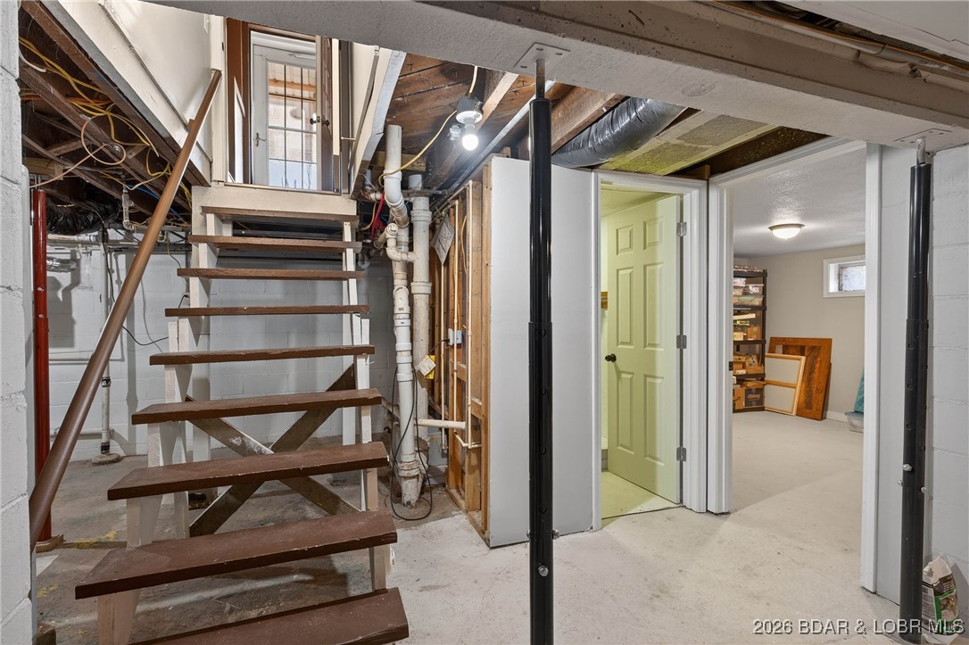 204 South Spring Street Cole Camp, MO 65325 - Photo 27 of 47