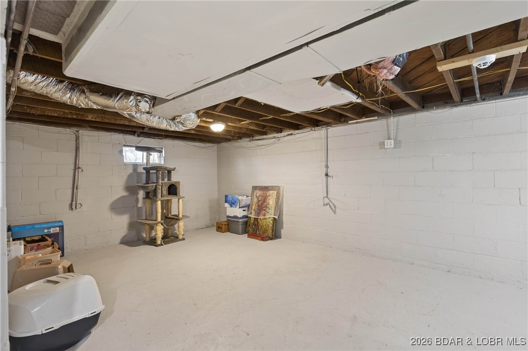 204 South Spring Street Cole Camp, MO 65325 - Photo 33 of 47