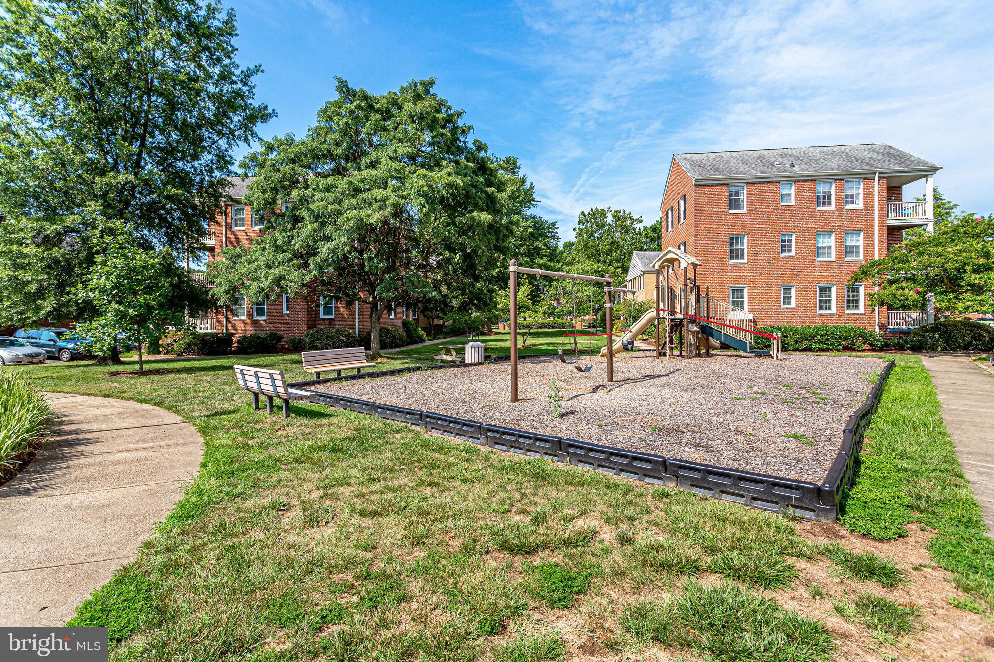 6614 Boulevard View, Unit B1 Alexandria, VA 22307 - Photo 25 of 53