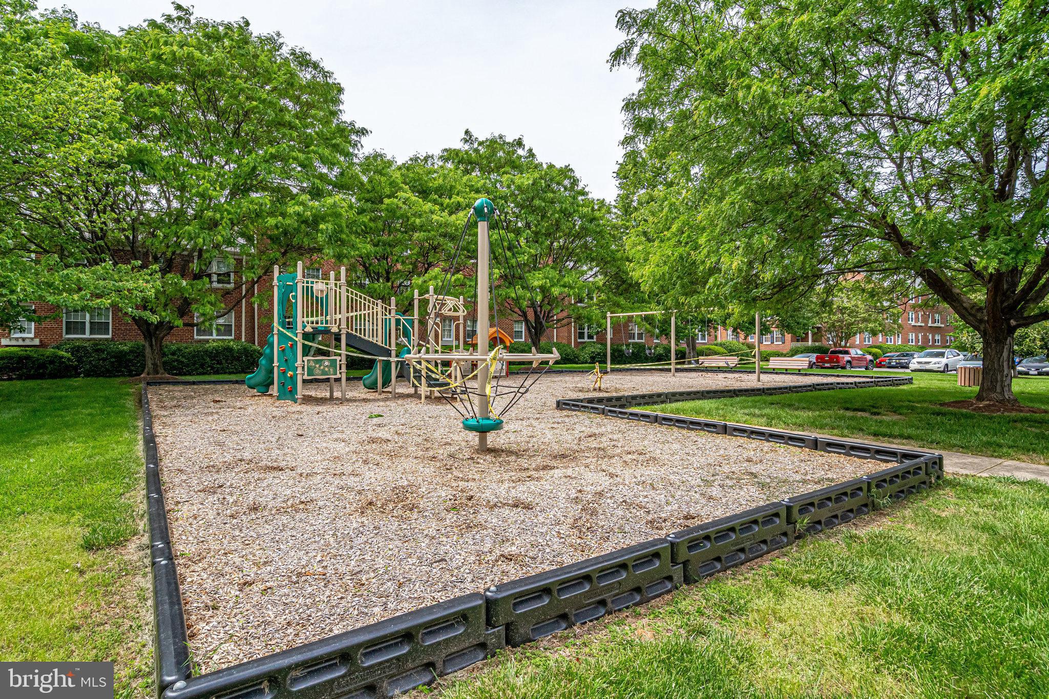 6614 Boulevard View, Unit B1 Alexandria, VA 22307 - Photo 26 of 53