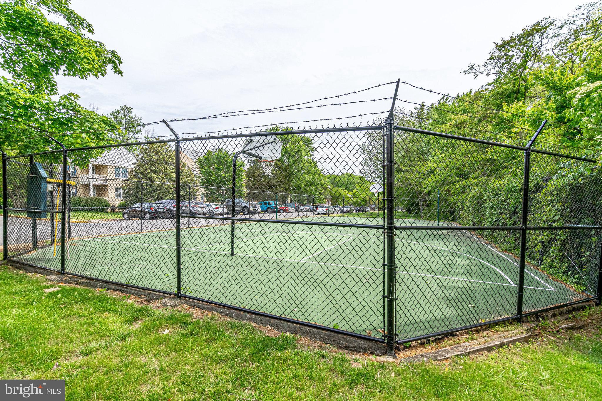 6614 Boulevard View, Unit B1 Alexandria, VA 22307 - Photo 30 of 53