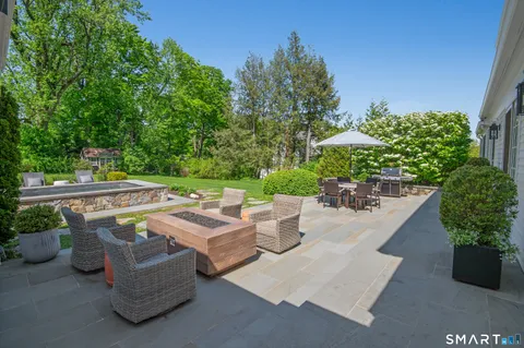 $2,650,000 | 21 Branchville Road, Ridgefield, CT 06877