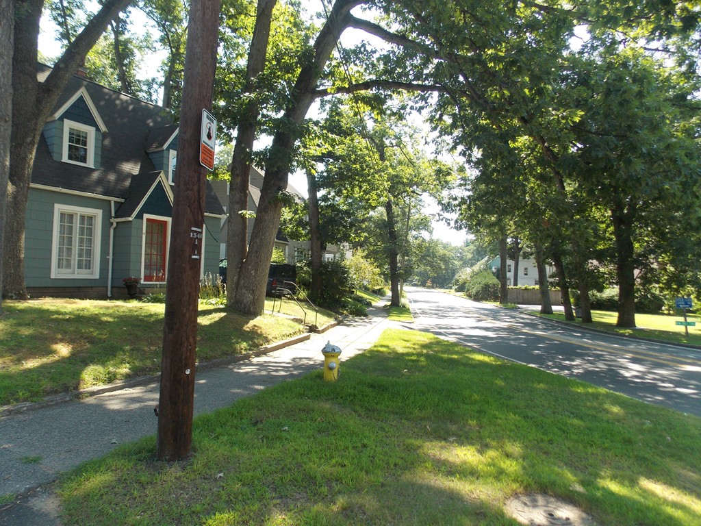 15 Tiffany Street Springfield, MA 01108 - Photo 2 of 15 Gallery Image 2