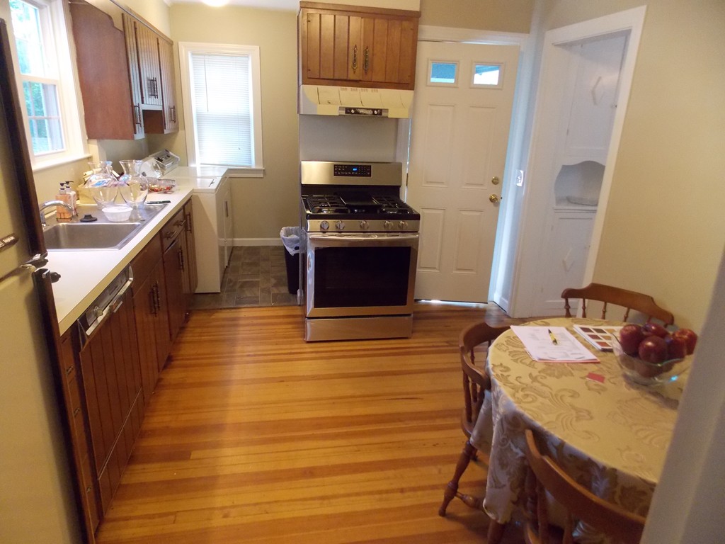 15 Tiffany Street Springfield, MA 01108 - Photo 10 of 15 Gallery Image 10