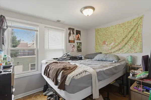 $4,400 | 3727 North Ashland Avenue, Unit 3, Chicago, IL 60613