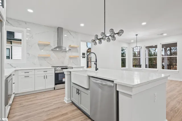 $629,900 | 323 Hunts Bridge Road, Greenville, SC 29617