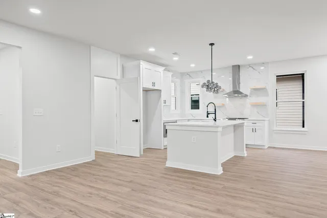 $629,900 | 323 Hunts Bridge Road, Greenville, SC 29617