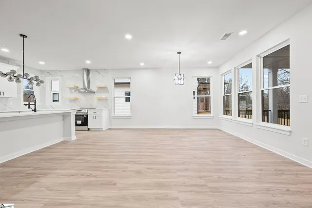 $629,900 | 323 Hunts Bridge Road, Greenville, SC 29617