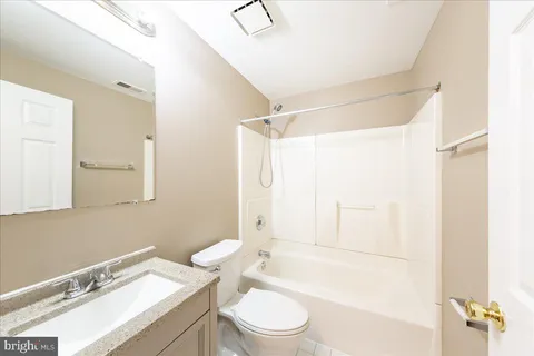 $964,900 | 47202 Redbark Place, Sterling, VA 20165