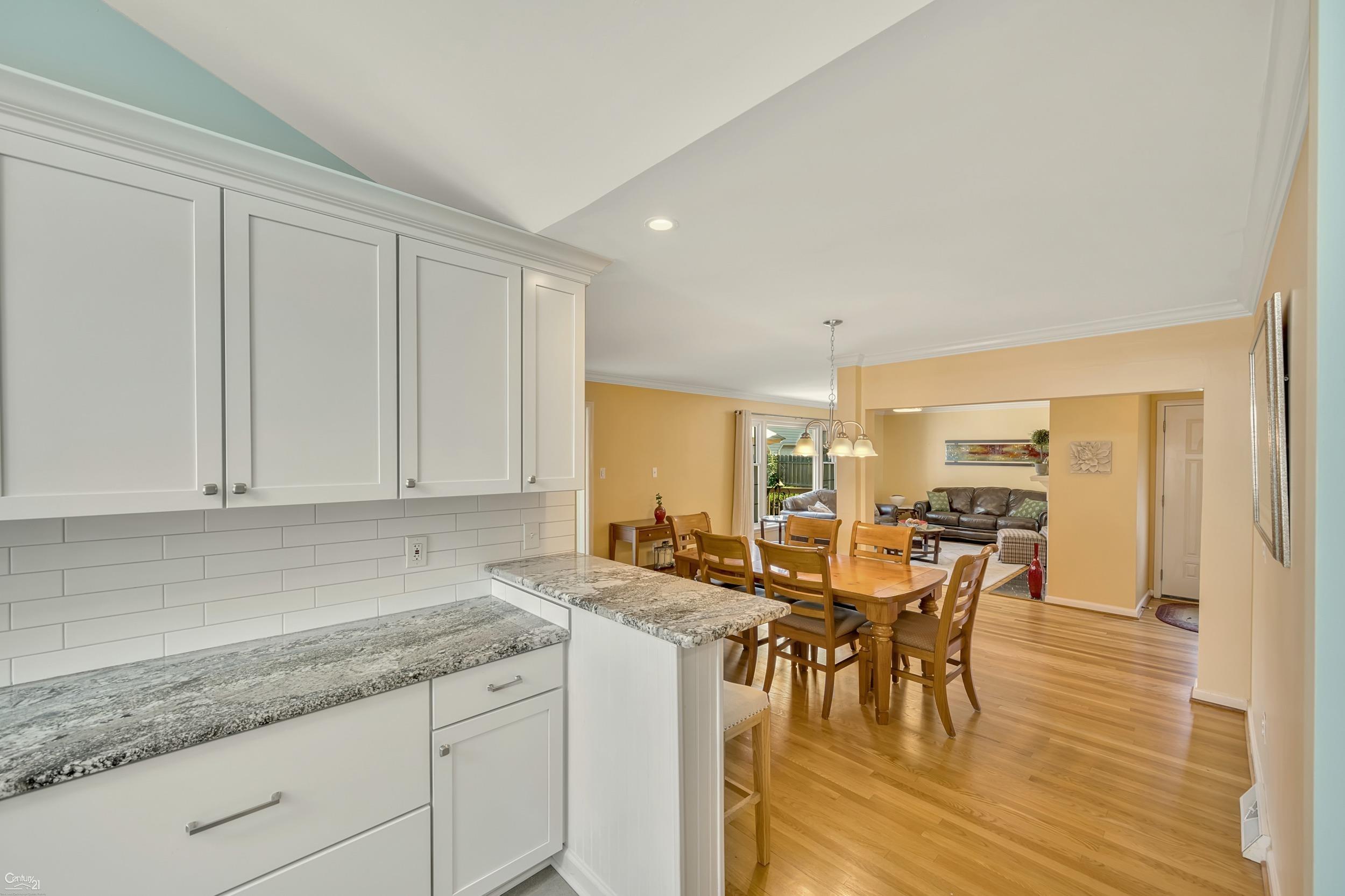 1038 Hawthorne Road Grosse Pointe Woods, MI 48236 - Photo 31 of 61
